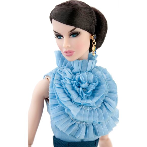 NEW Fashion Royalty Integrity Toys TAKE ME ON VANESSA 12”Doll - Picture 8 of 16